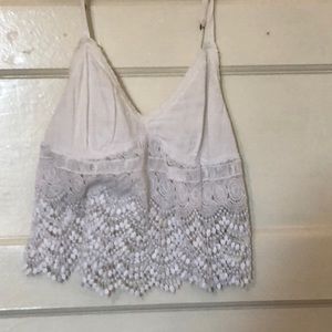 White lace holister crop top
